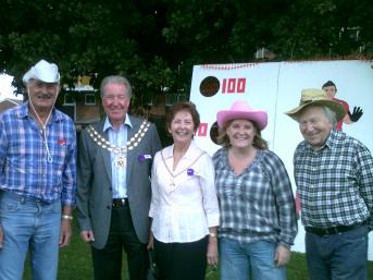 Mike, Vicky and Reg with the Mayor & Mayoress Trevor and Ruth Cartwright